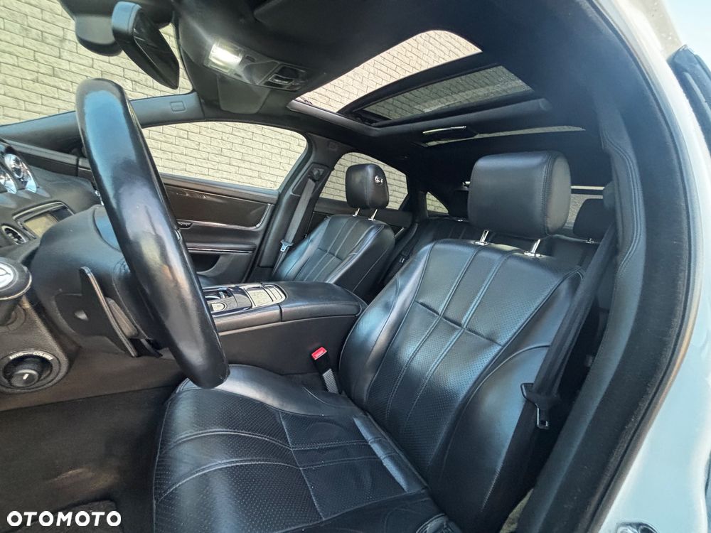 Jaguar XJ 3.0 D V6 Supersport - 17