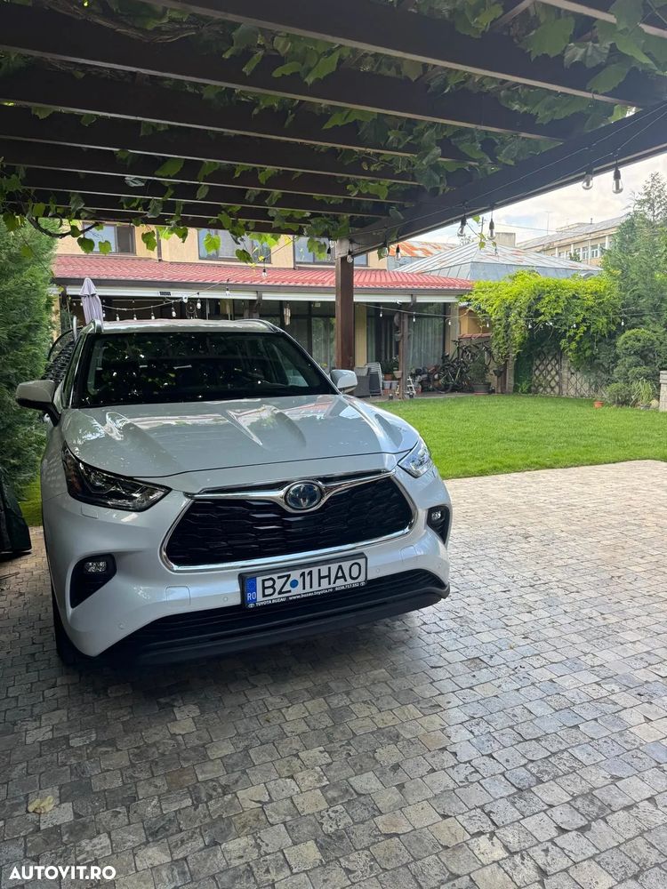 Toyota Highlander 2.5 L Dynamic Force 248CP Executive Pearly - 8