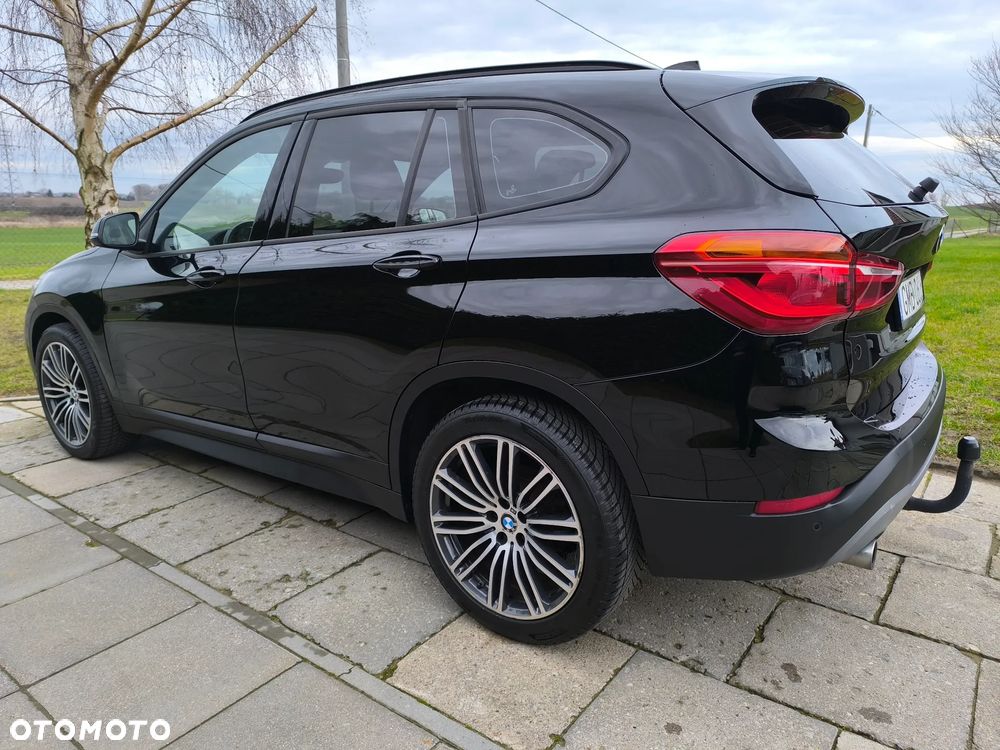 BMW X1 xDrive20d Advantage - 13