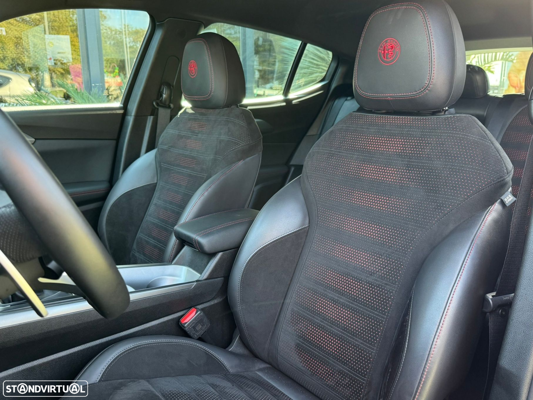 Alfa Romeo Tonale 1.5 Hybrid Edizione Speciale - 16
