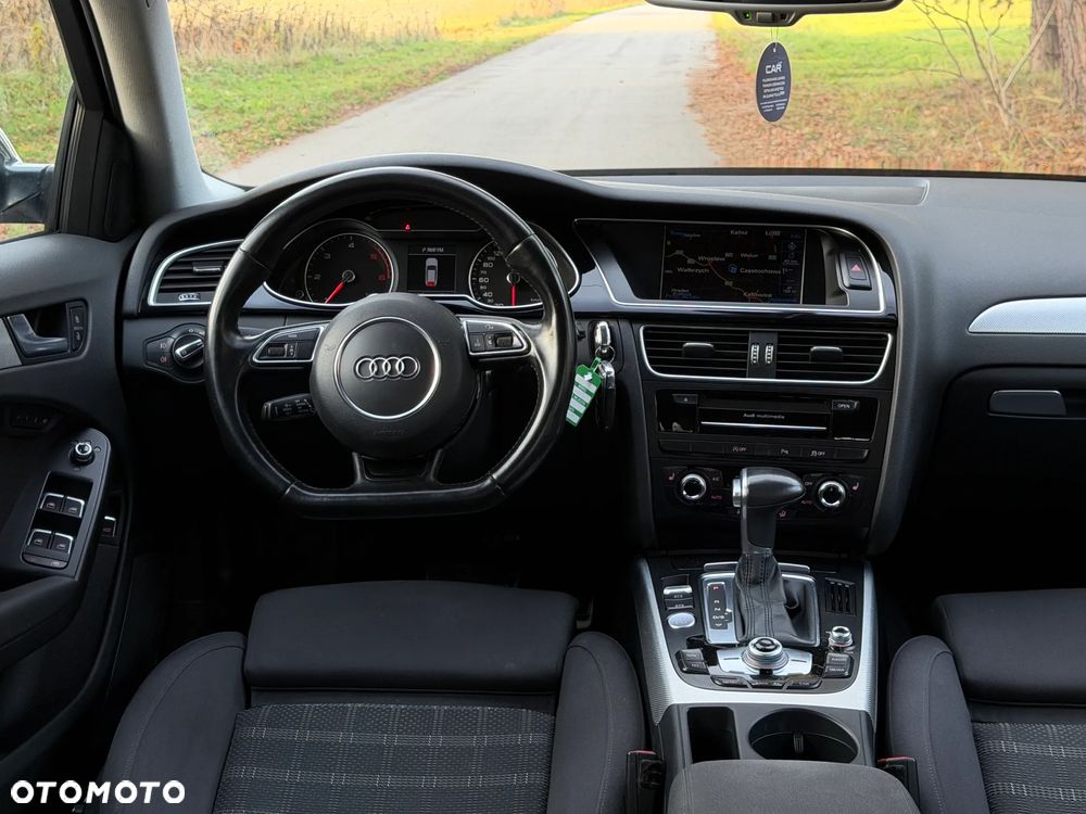 Audi A4 Avant 2.0 TDI DPF clean diesel multitronic S line Sportpaket - 12