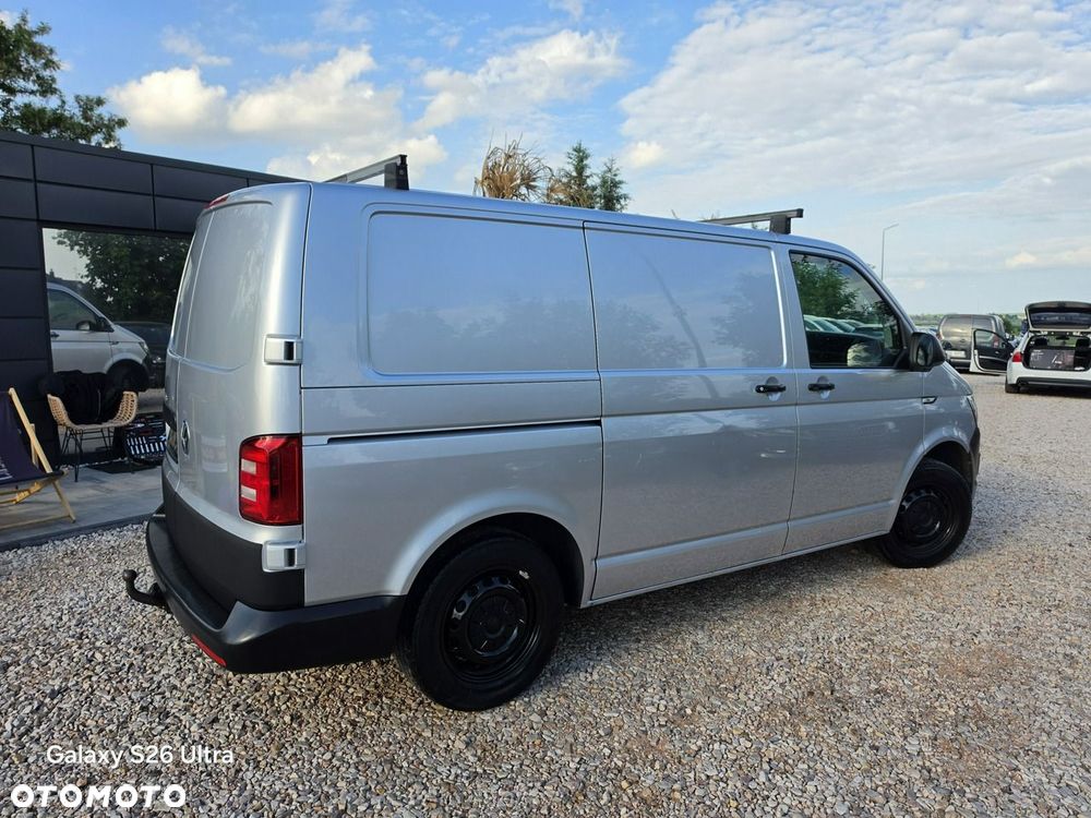 Volkswagen Transporter - 22