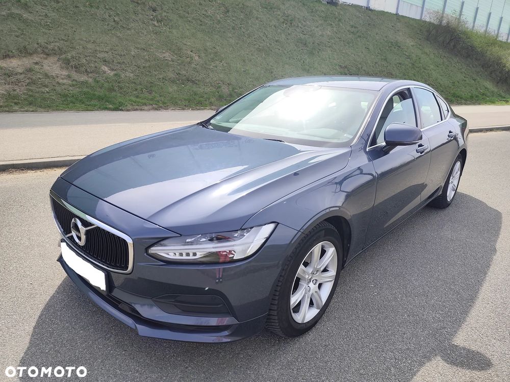 Volvo S90 D4 Momentum - 1