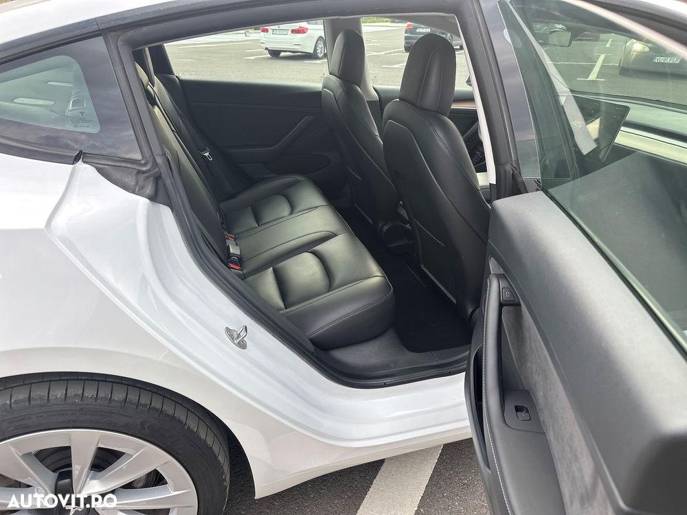 Tesla Model 3 RWD - 9