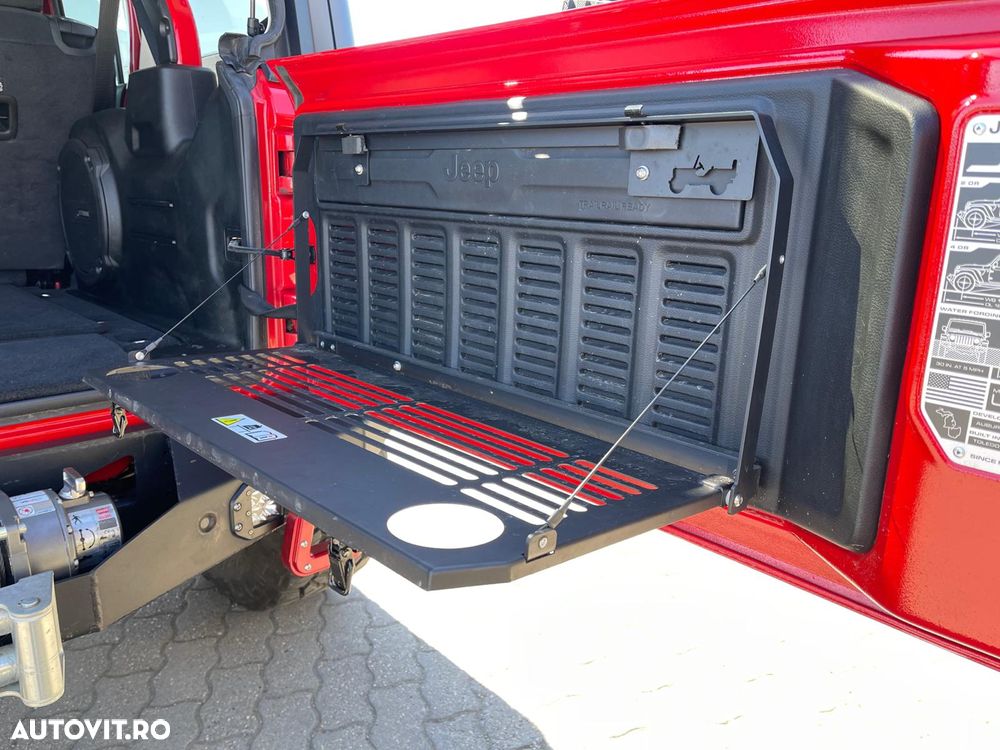 Jeep Wrangler Unlimited 2.2 CRD AT8 Rubicon - 17