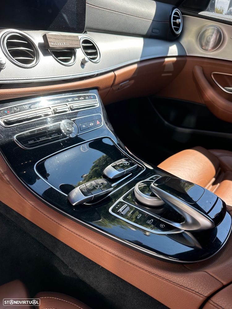 Mercedes-Benz E 220 d AMG designo - 15