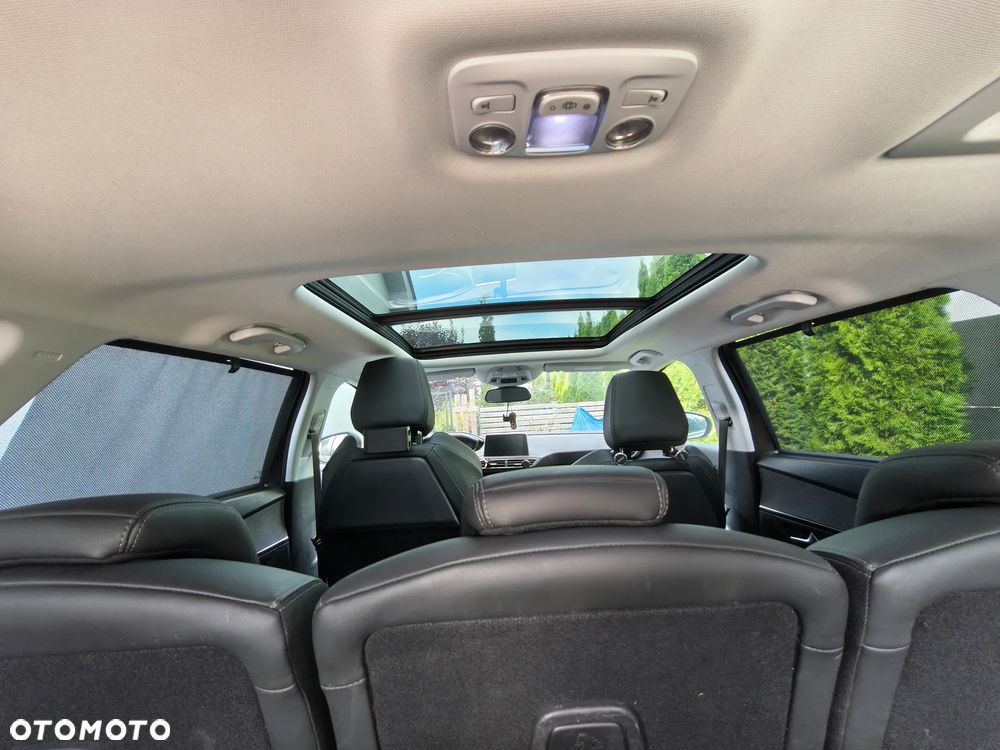 Peugeot 5008 1.2 PureTech Allure Pack S&S - 25
