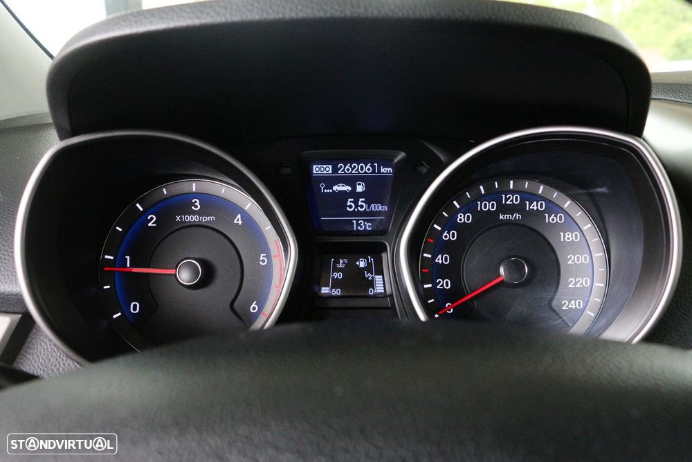 Hyundai i30 1.6 CRDI Blue Comfort - 13