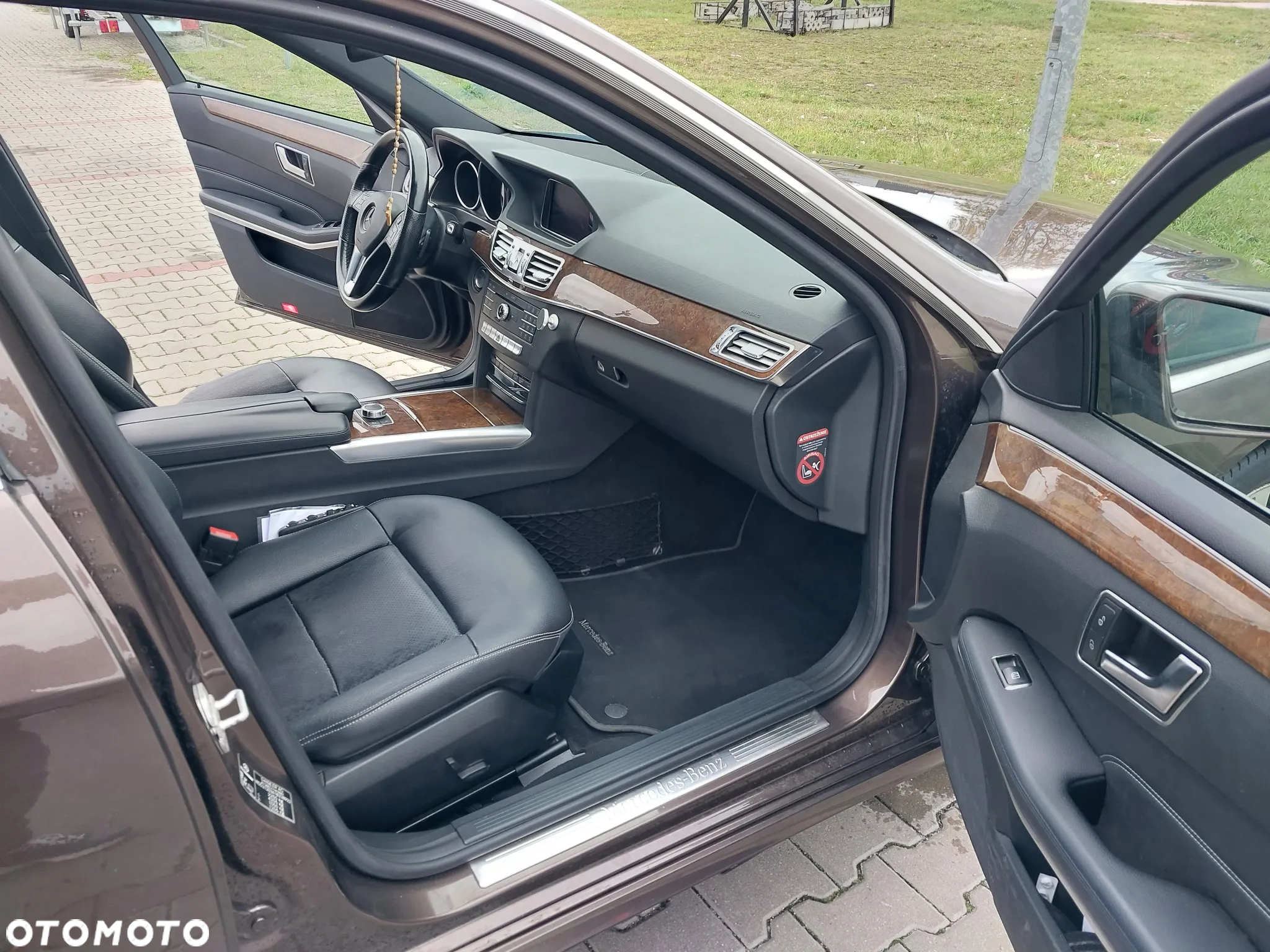 Mercedes-Benz Klasa E 250 Avantgarde - 18