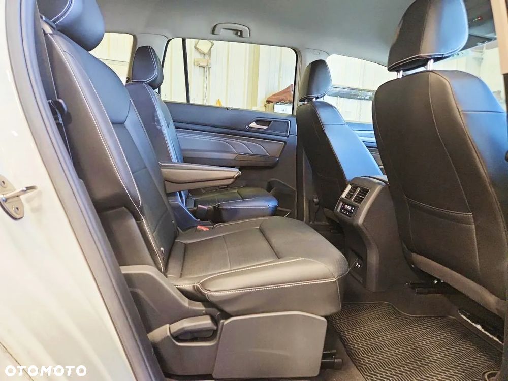 Volkswagen Atlas - 11