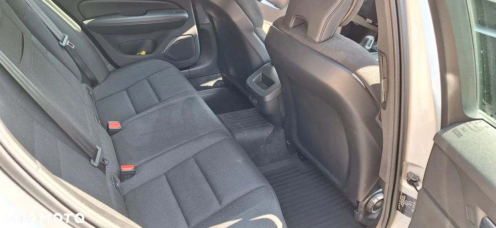 Volvo V60 B3 B Momentum Pro - 16