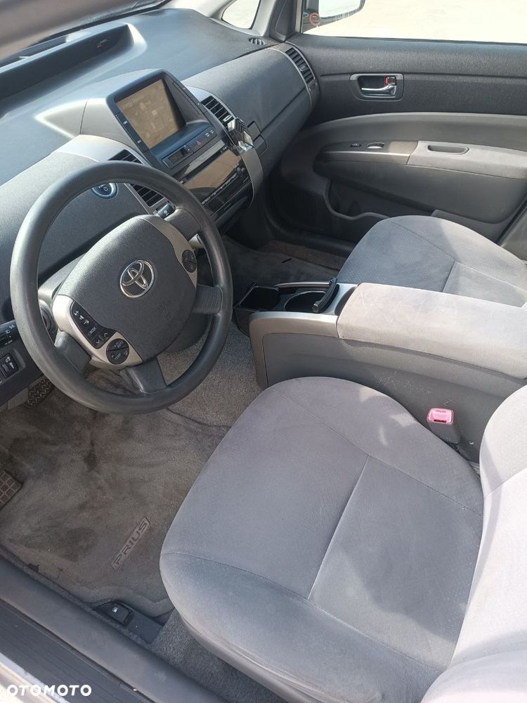 Toyota Prius 1.5 VVT-i Prestige - 5