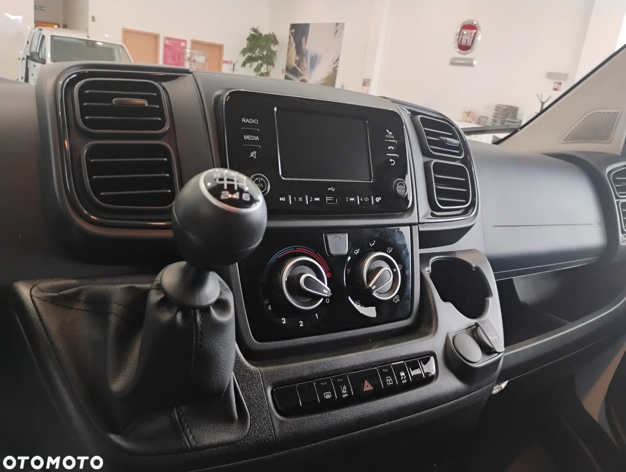 Fiat Ducato L2H2 seria 2, 140KM 2.2 DMC 3.3t - 6