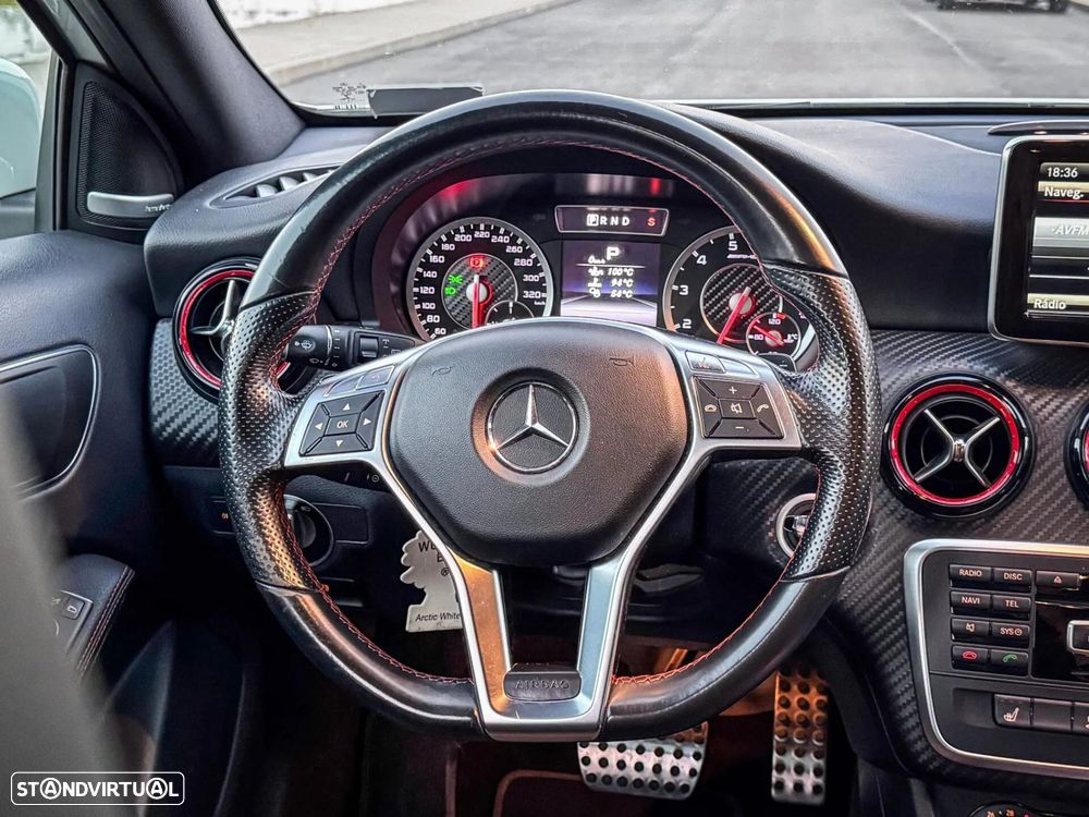 Mercedes-Benz A 45 AMG 4Matic Speedshift 7G-DCT - 20