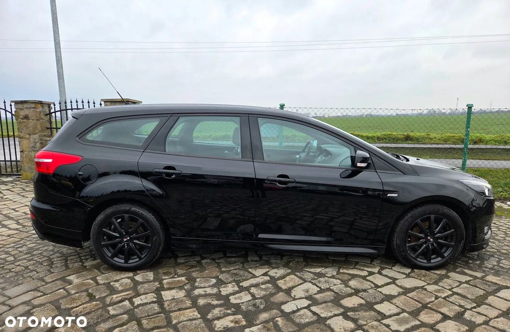 Ford Focus 1.0 EcoBoost ST-Line - 5