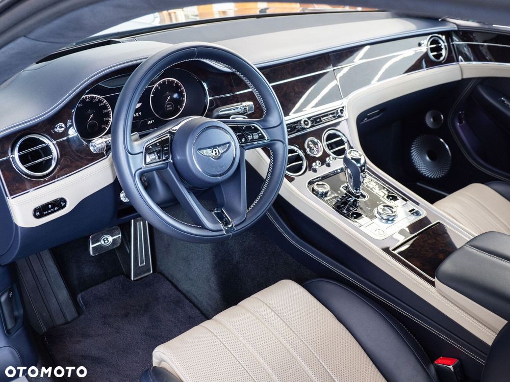 Bentley Continental GT - 8