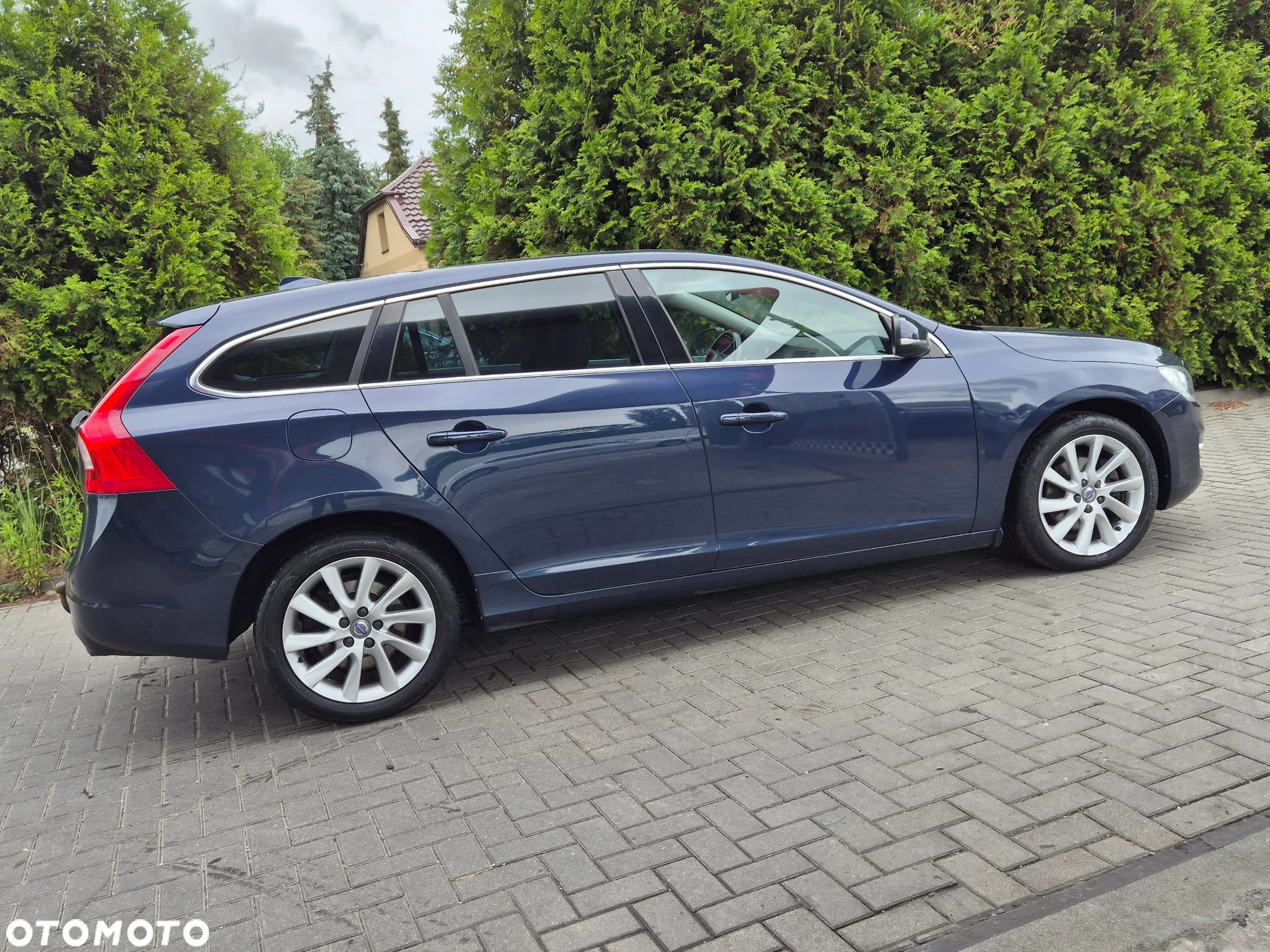 Volvo V60 D4 Drive-E Dynamic Edition (Momentum) - 14