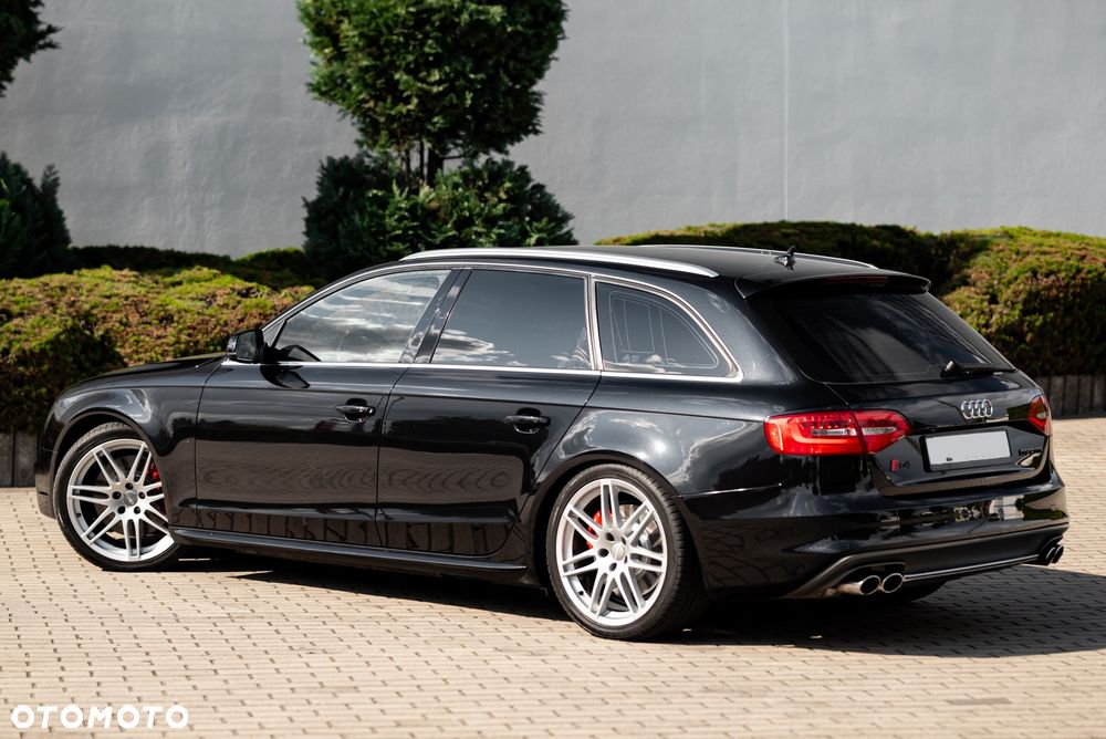 Audi S4 Avant S tronic - 14