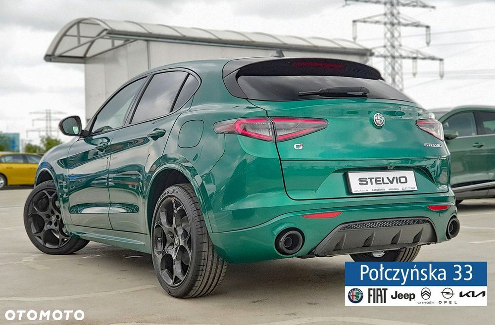 Alfa Romeo Stelvio - 8