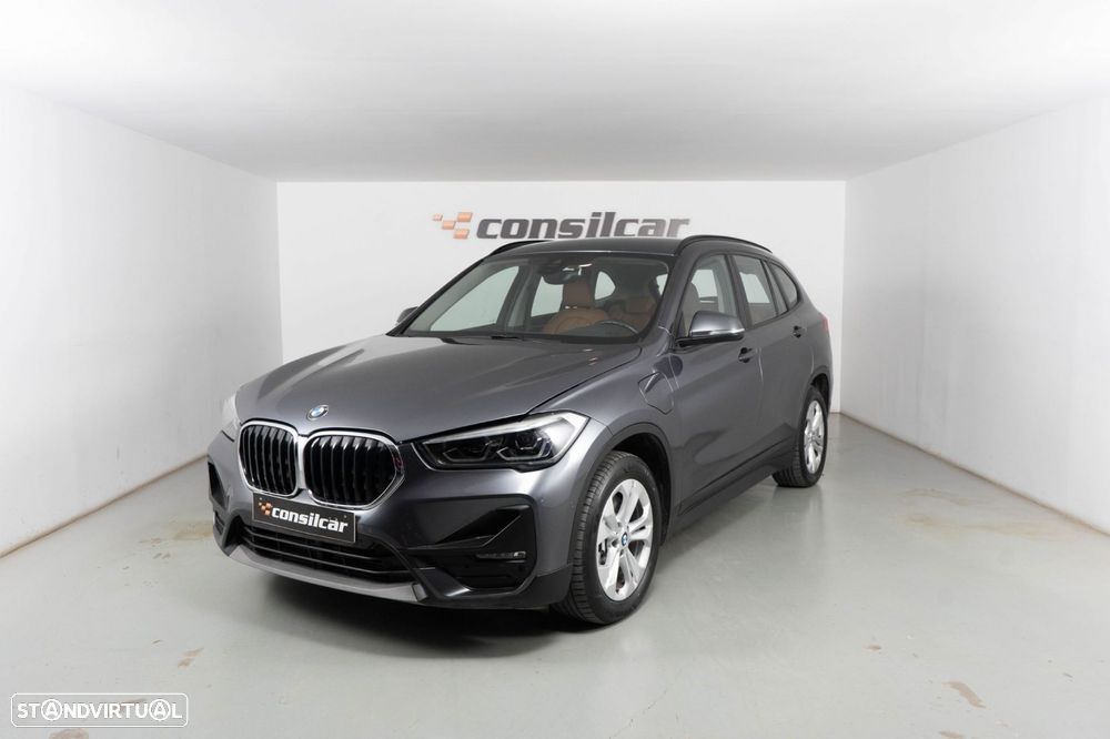 BMW X1 25 e xDrive Corporate Edition - 2