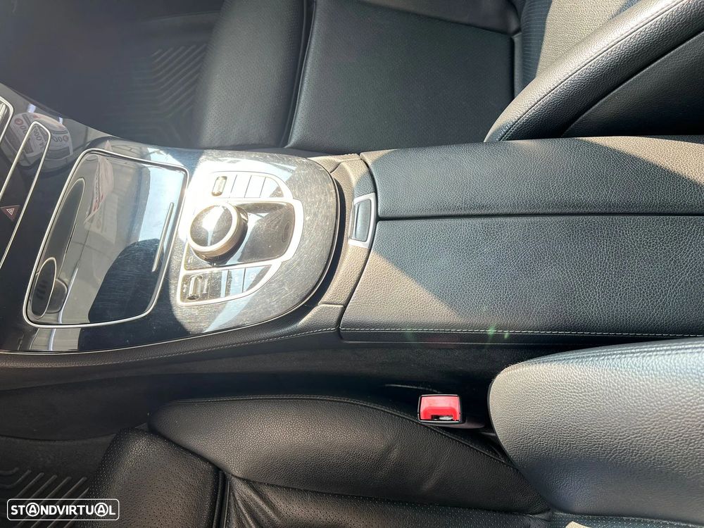 Mercedes-Benz E 200 d 9G-TRONIC - 24