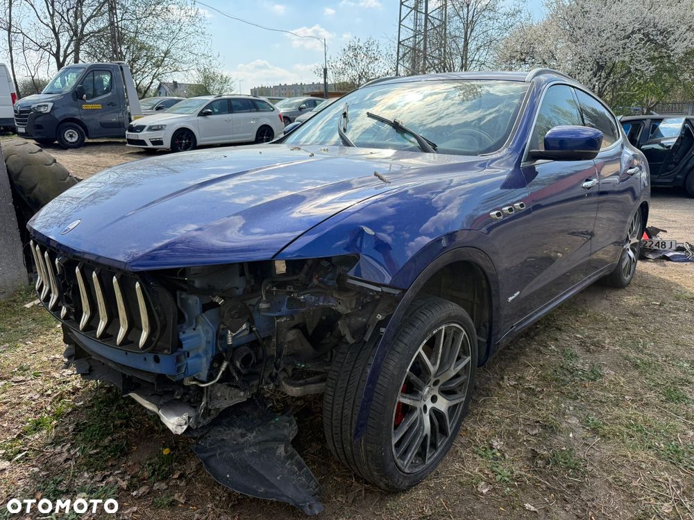 Maserati Levante S Granlusso - 4