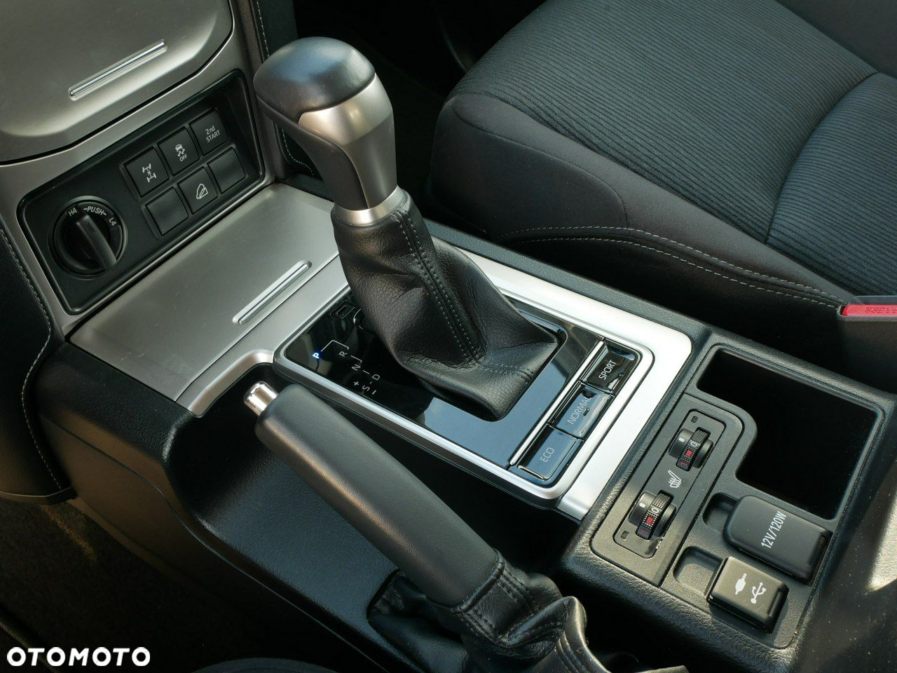 Toyota Land Cruiser - 21