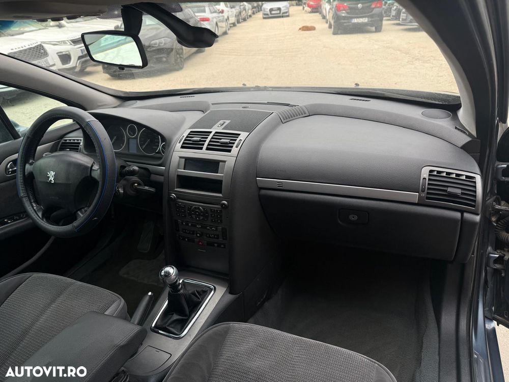 Peugeot 407 - 13