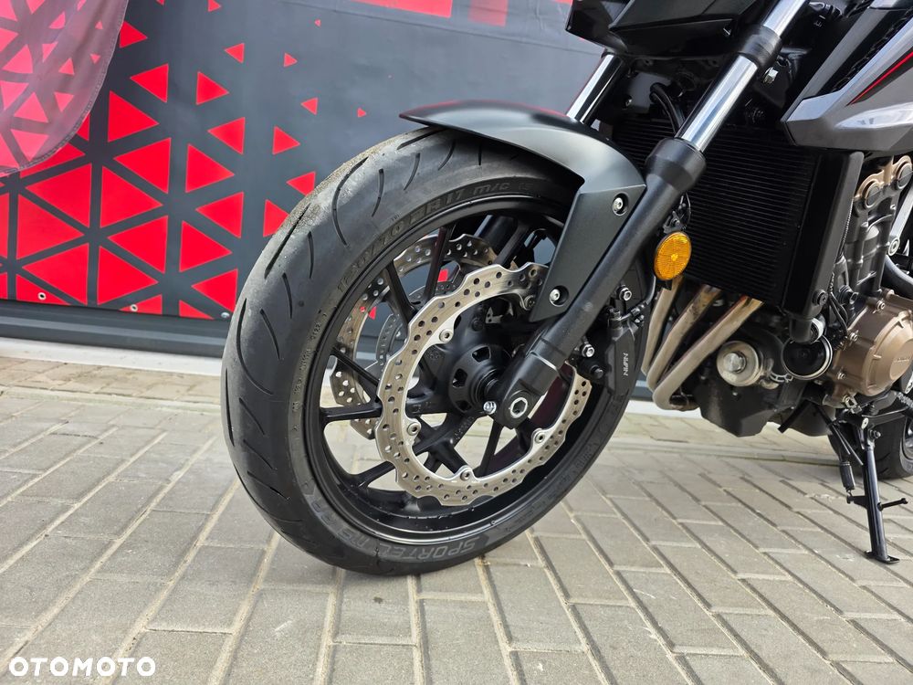 Honda CB - 15