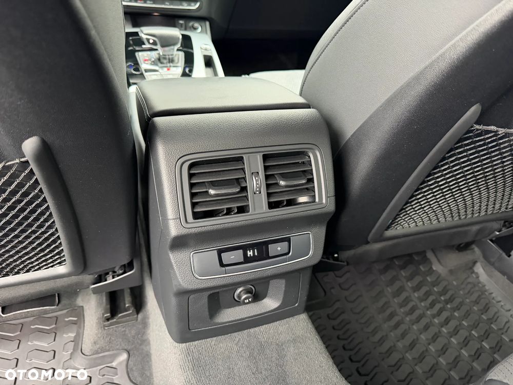 Audi SQ5 Sportback - 17