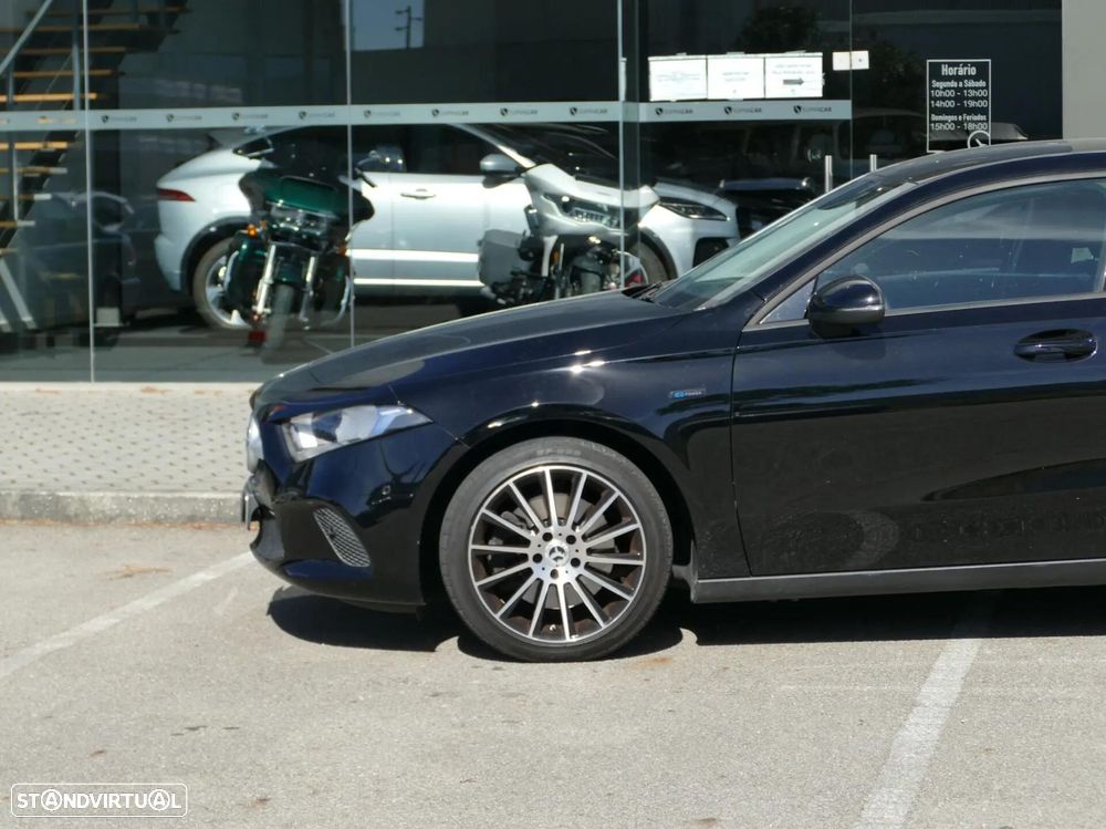Mercedes-Benz A 250 Limousine e - 14