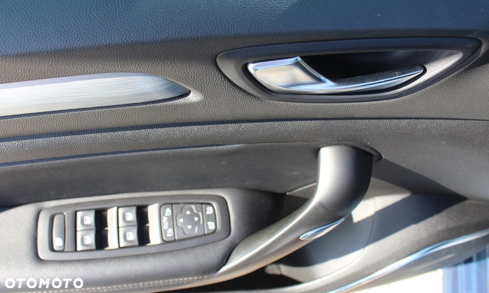 Renault Megane ENERGY TCe 130 INTENS - 18