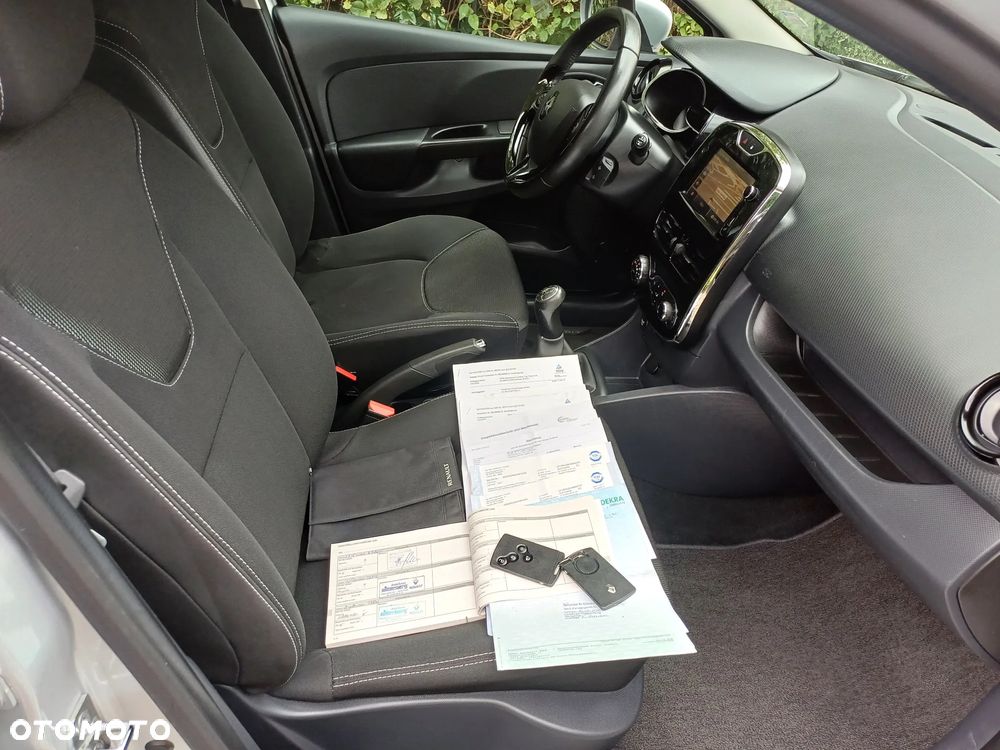 Renault Clio 1.2 16V 75 TomTom Edition - 36