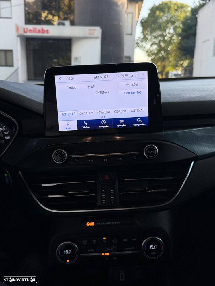 Ford Focus 1.0 EcoBoost S&S ACTIVE - 12