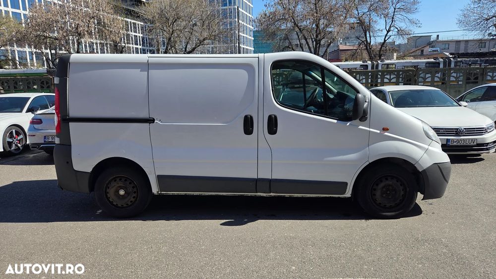 Opel Vivaro - 4
