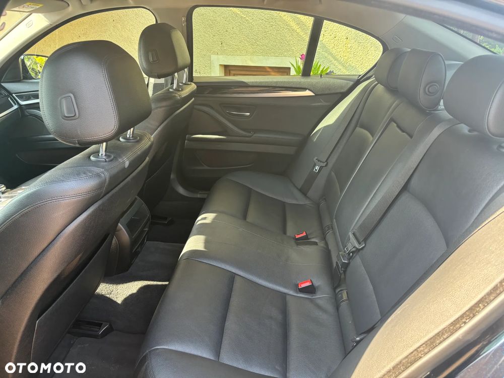 BMW Seria 5 518d - 10