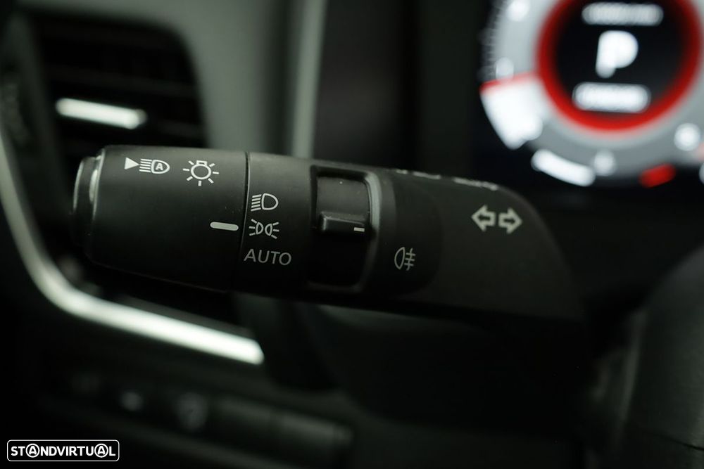 Nissan Qashqai 1.3 DIG-T N-Connecta LED Xtronic - 17