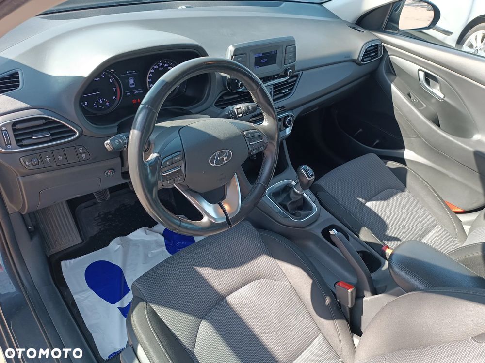 Hyundai i30 - 16