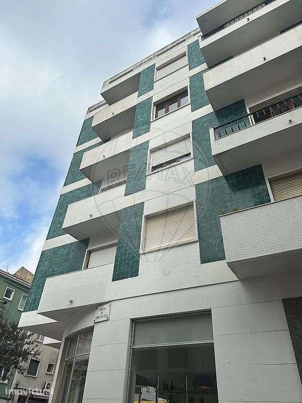 Apartamento T3 para arrendamento - Grande imagem: 2/34