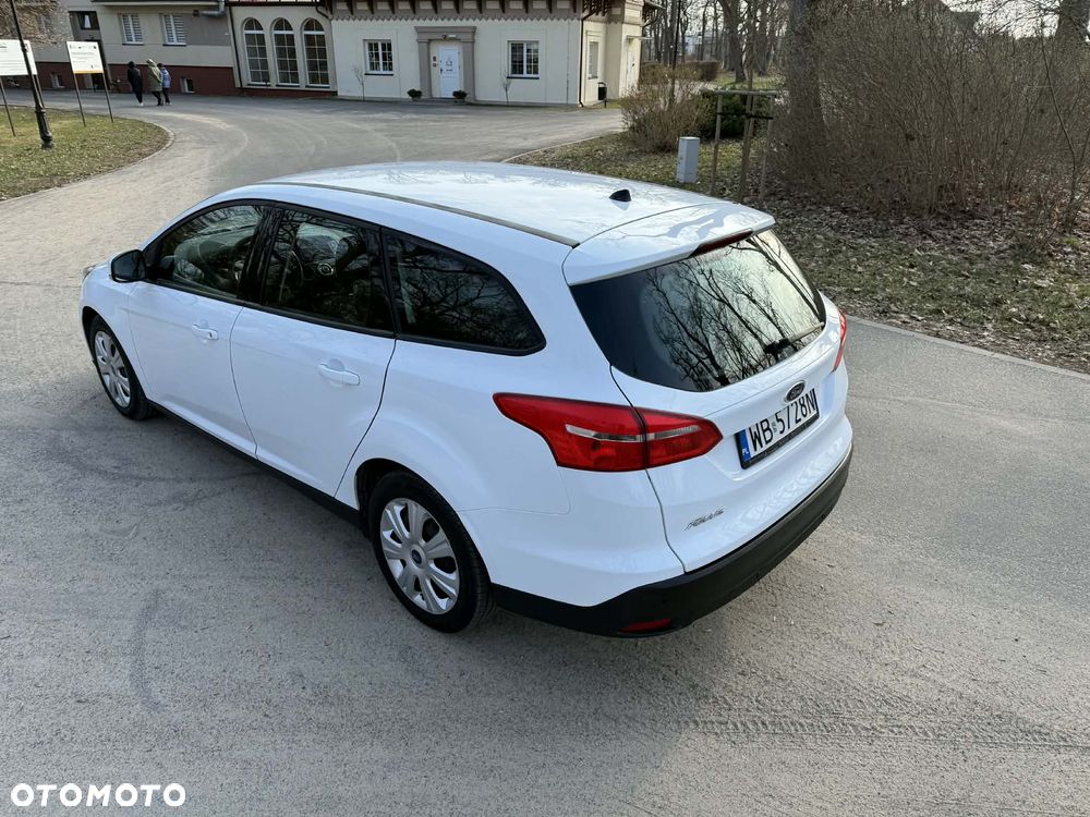 Ford Focus 1.5 TDCi SYNC Edition - 2