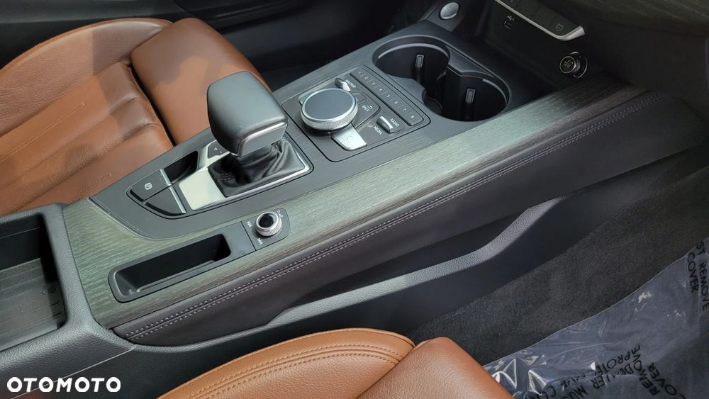 Audi A4 Limousine 2.0 TFSI Quattro Design S tronic - 17