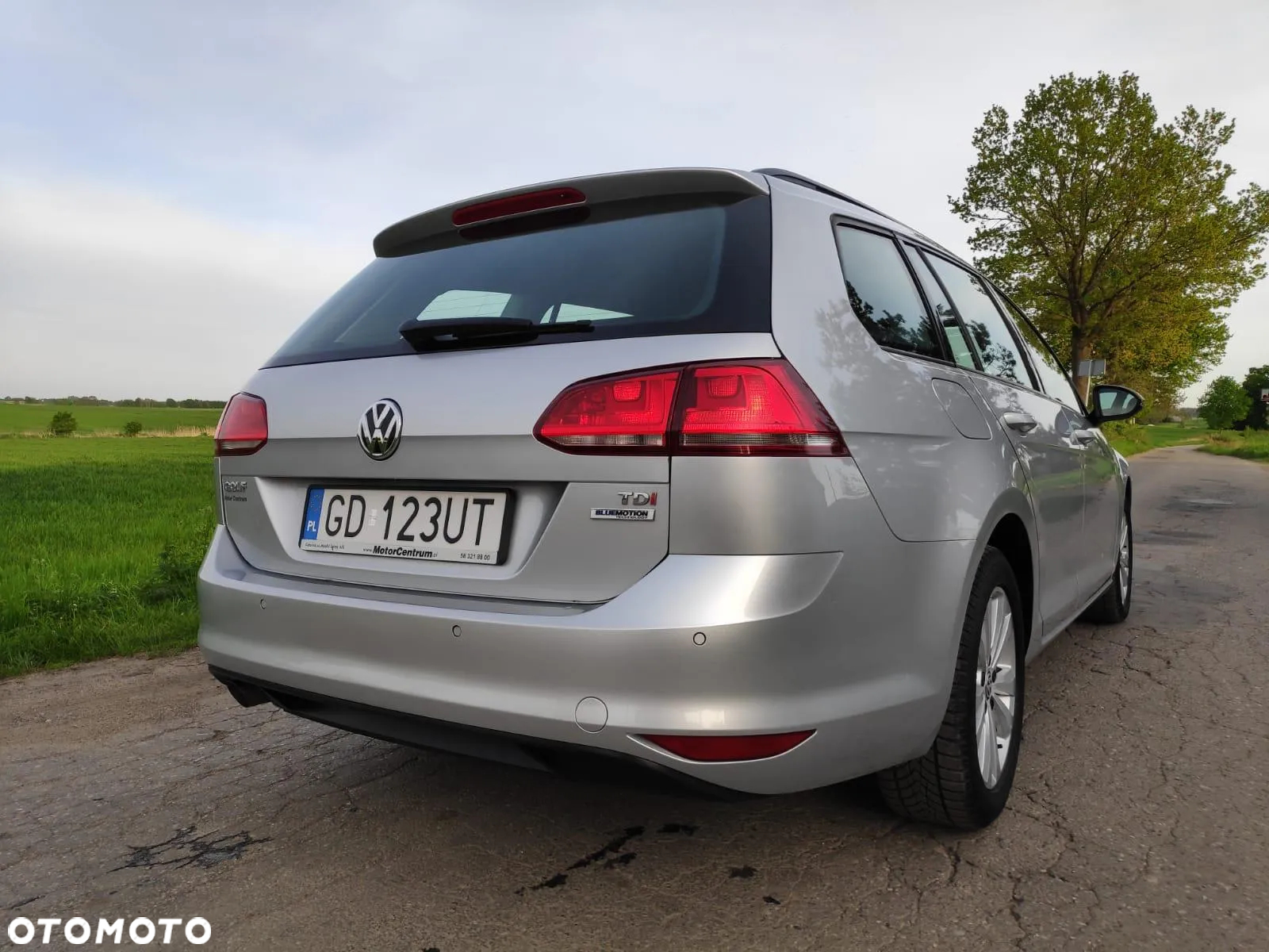 Volkswagen Golf VII 1.6 TDI BMT Trendline DSG - 5