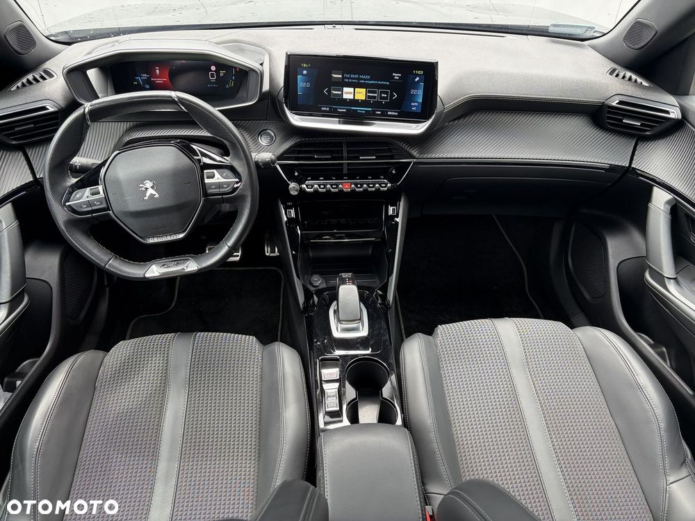 Peugeot 2008 - 13
