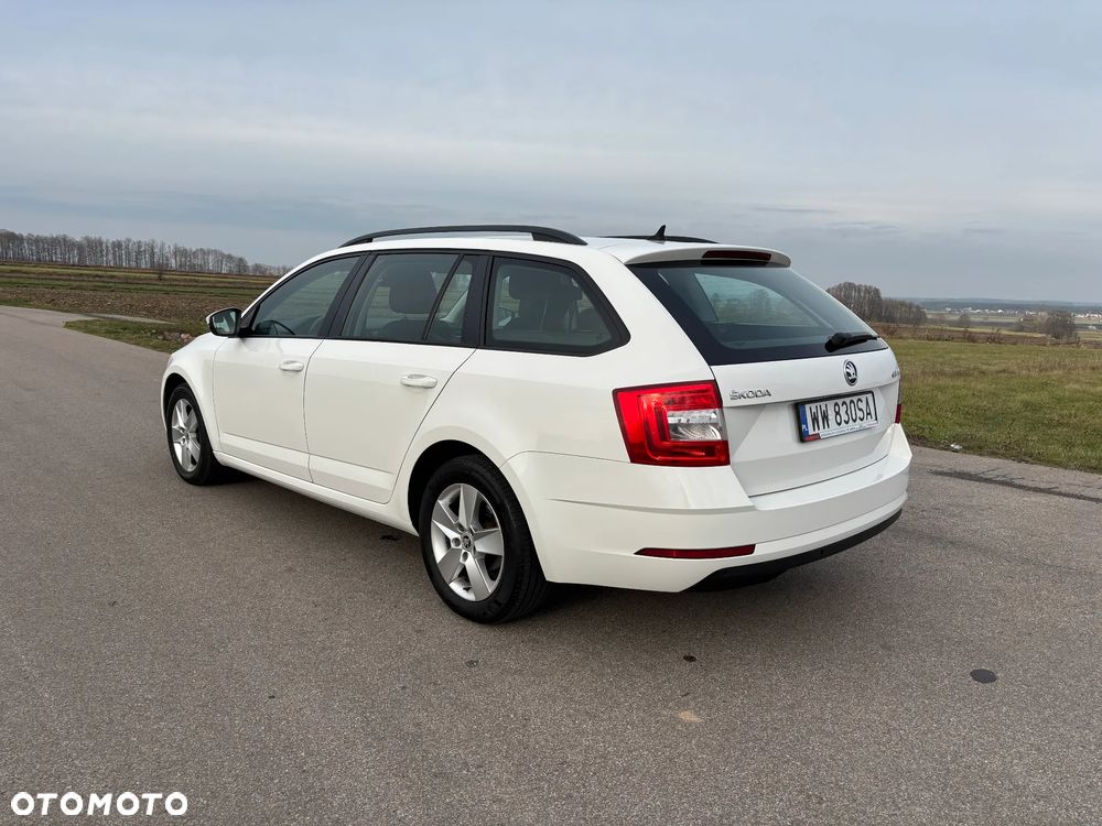 Skoda Octavia 1.6 TDI SCR Ambition - 4