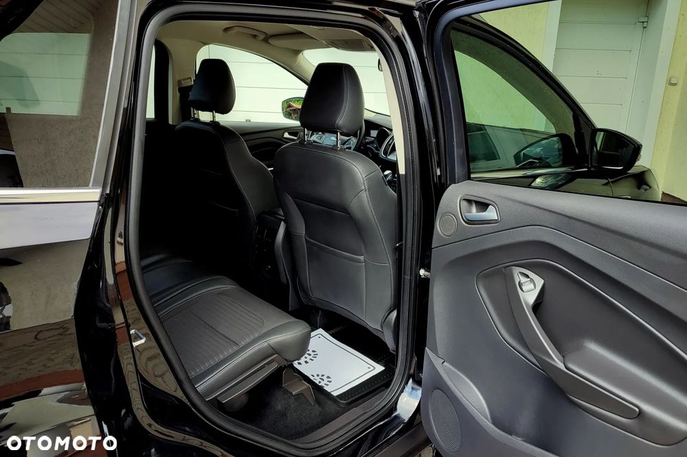 Ford Kuga 1.5 EcoBoost 4x4 Titanium - 22