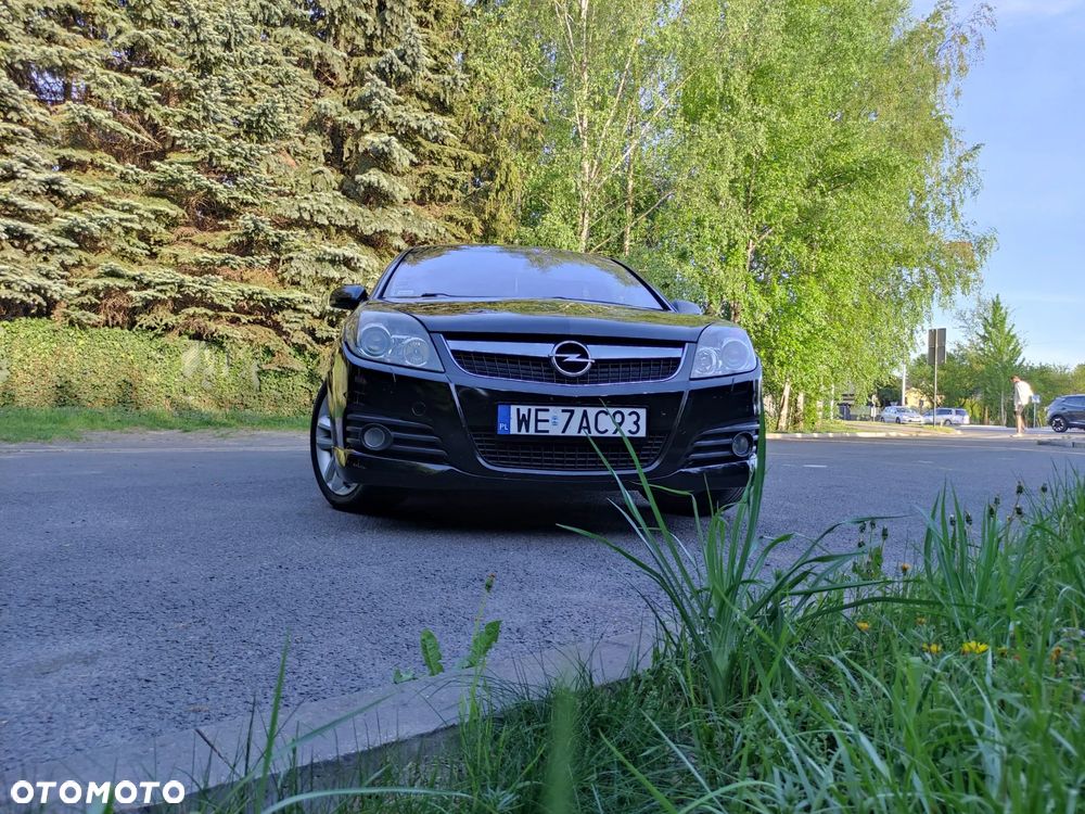 Opel Vectra 1.9 CDTI Sport / GTS - 2