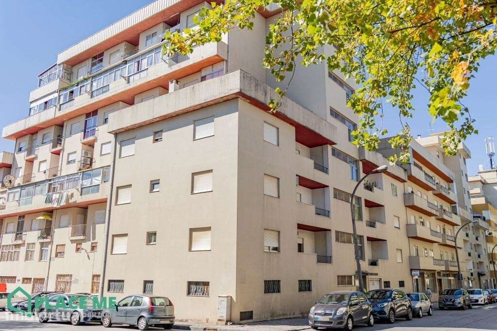 Quarto individual em Braga (São Lázaro) próximo do Continente Bom Dia - Grande imagem: 2/23