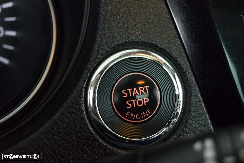 Nissan Qashqai 1.6 dCi N-Connecta - 37