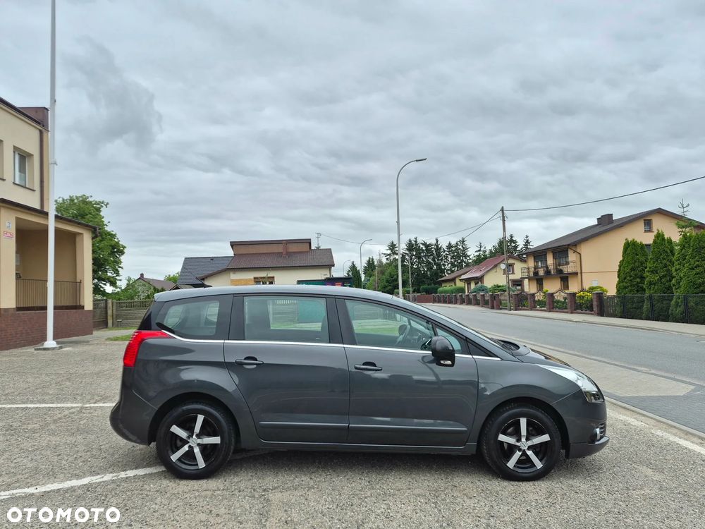 Peugeot 5008 - 6