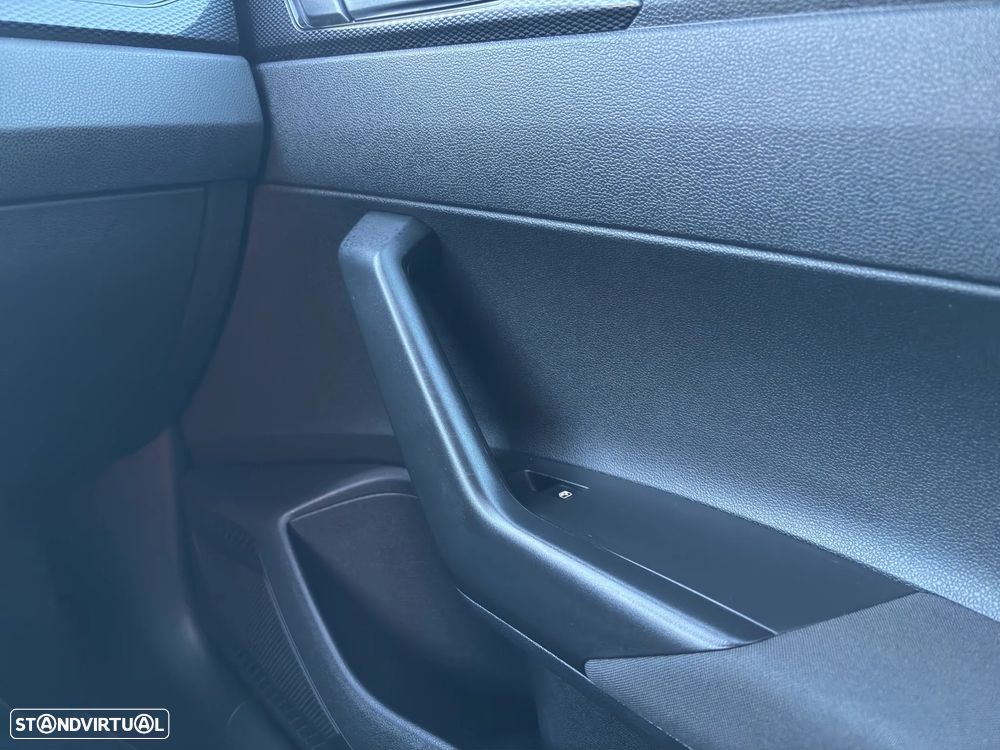 VW Taigo 1.0 TSI Life DSG - 17